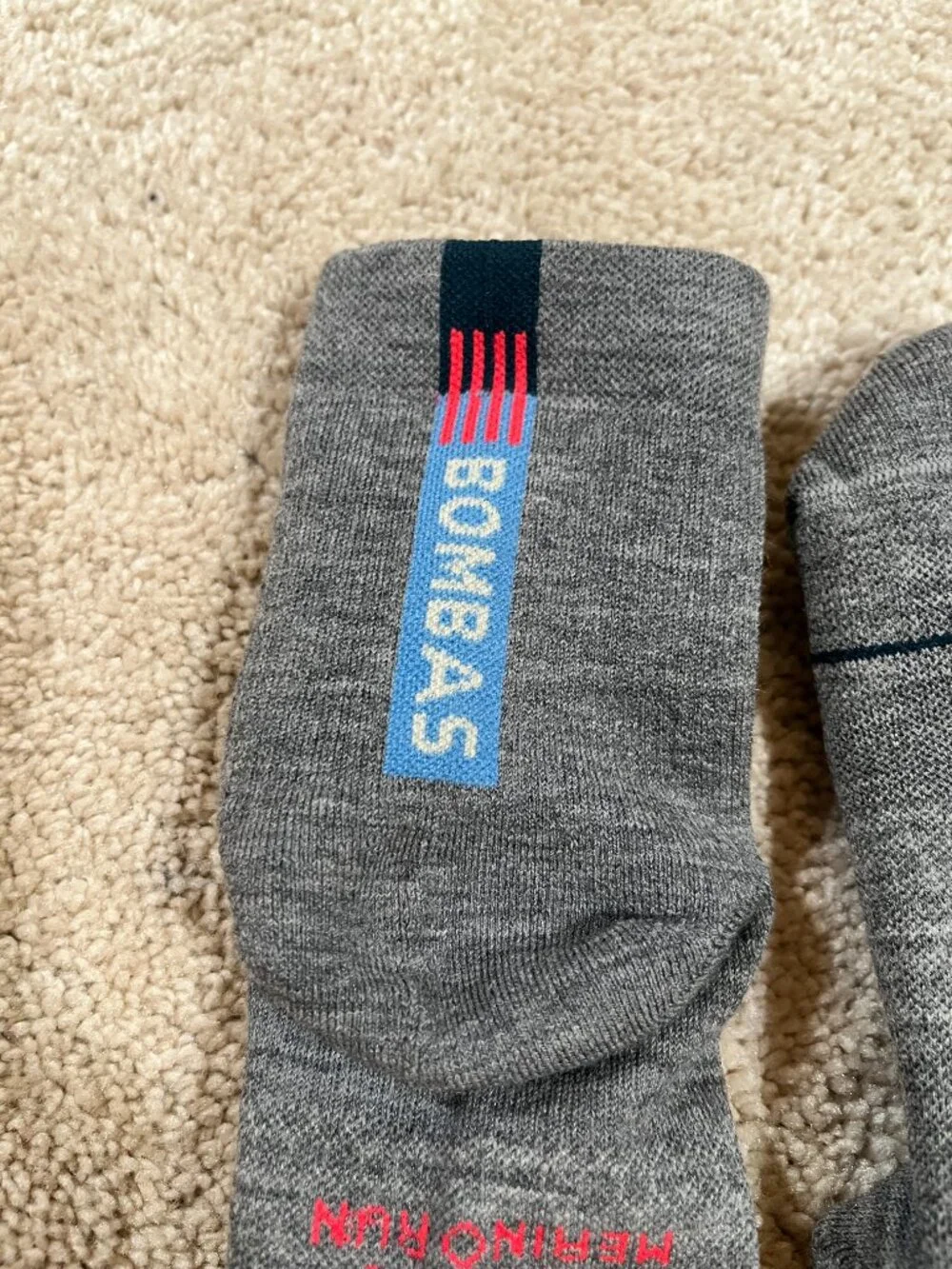 New 3-Pack BOMBAS merino wool HexTec Run Midweight Quarter Socks Med Unisex Grey